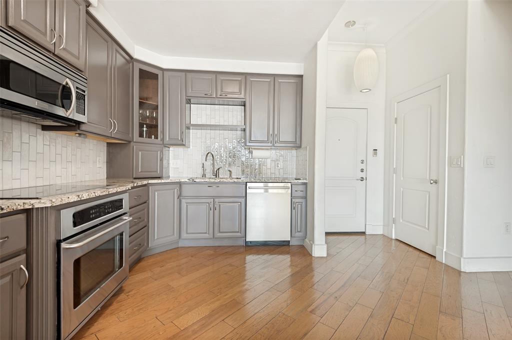 Renaissance On Turtle Creek Condo - Residential