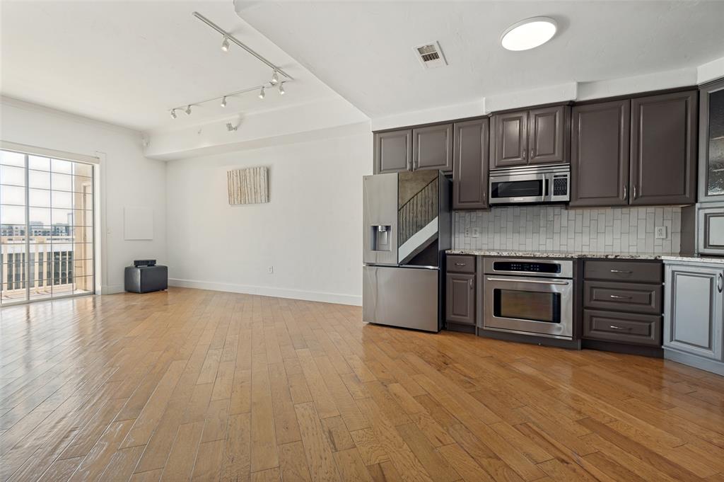 Renaissance On Turtle Creek Condo - Residential