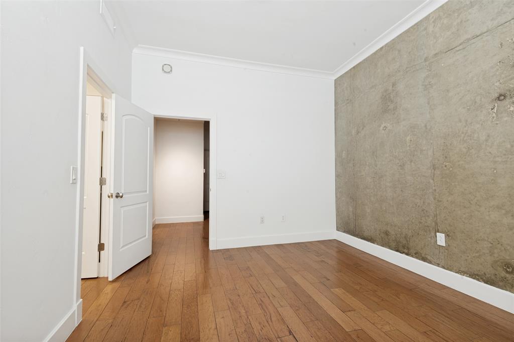 Renaissance On Turtle Creek Condo - Residential