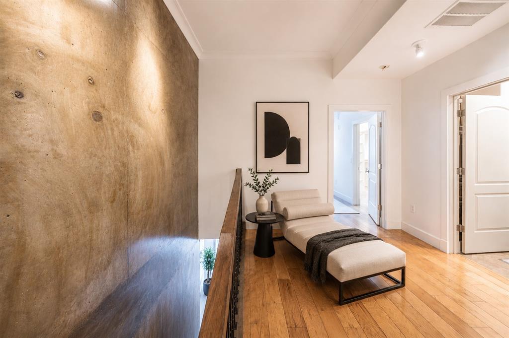 Renaissance On Turtle Creek Condo - Residential