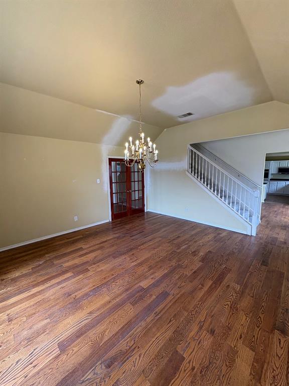 5421 Palace Drive