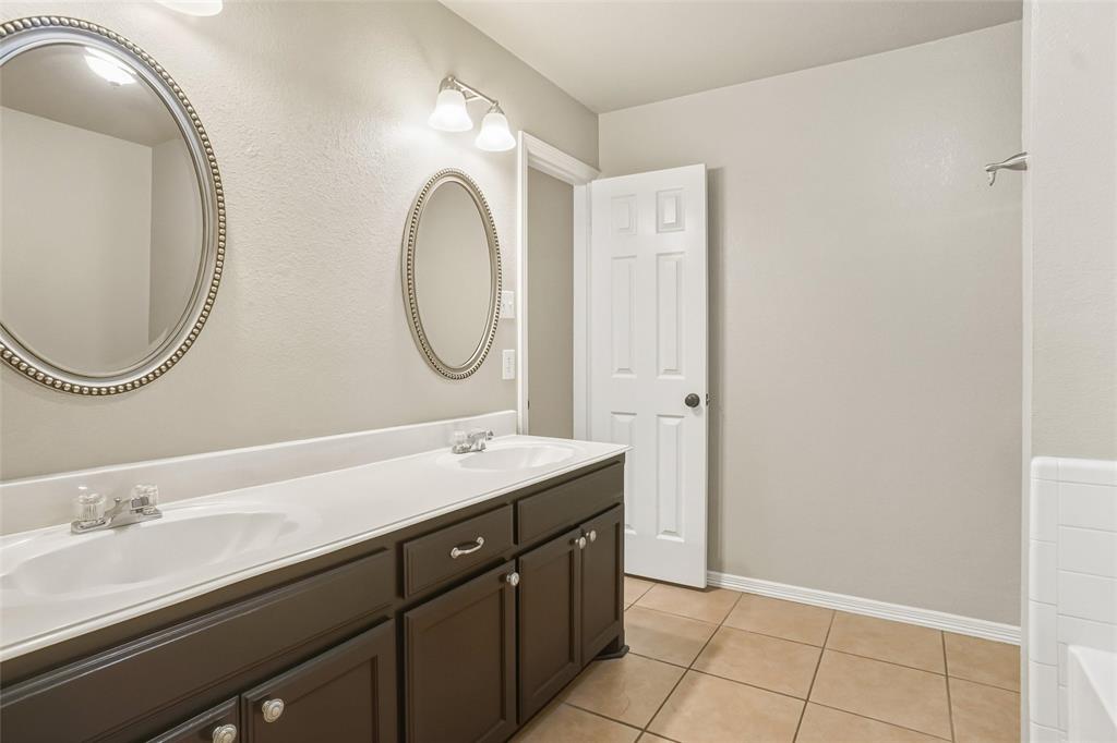 Parkwest - Residential Lease