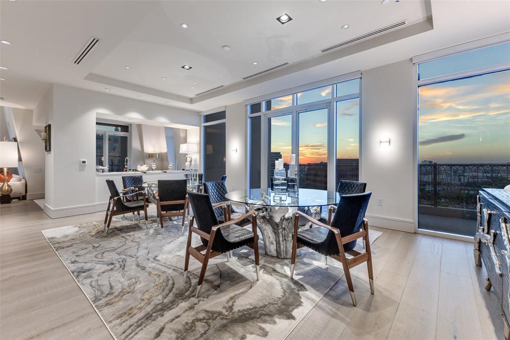 Vendome On Turtle Creek Condo - Residential