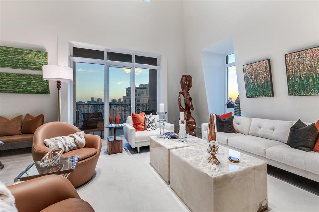 Vendome On Turtle Creek Condo - Residential