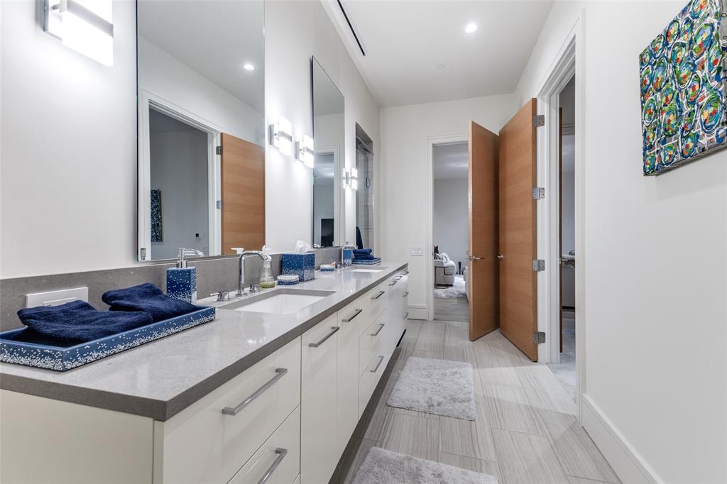 Vendome On Turtle Creek Condo - Residential