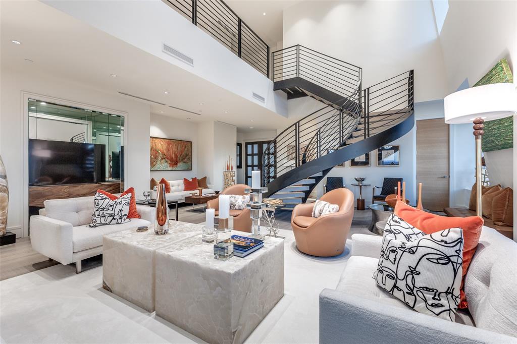 Vendome On Turtle Creek Condo - Residential