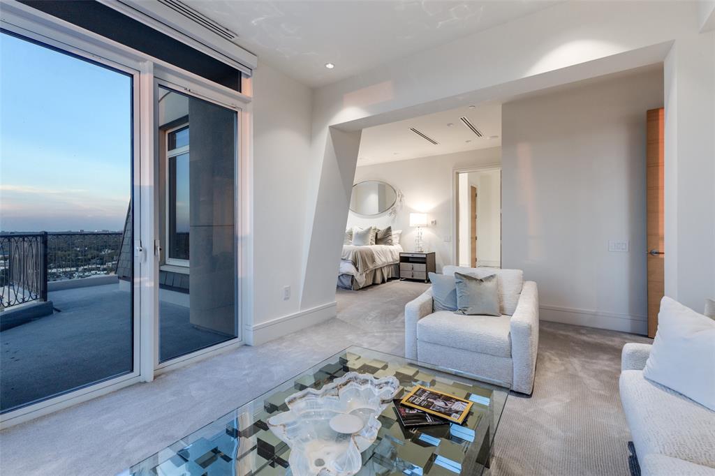 Vendome On Turtle Creek Condo - Residential