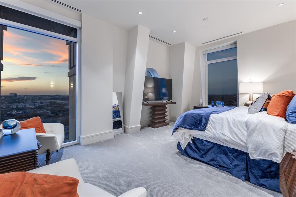 Vendome On Turtle Creek Condo - Residential