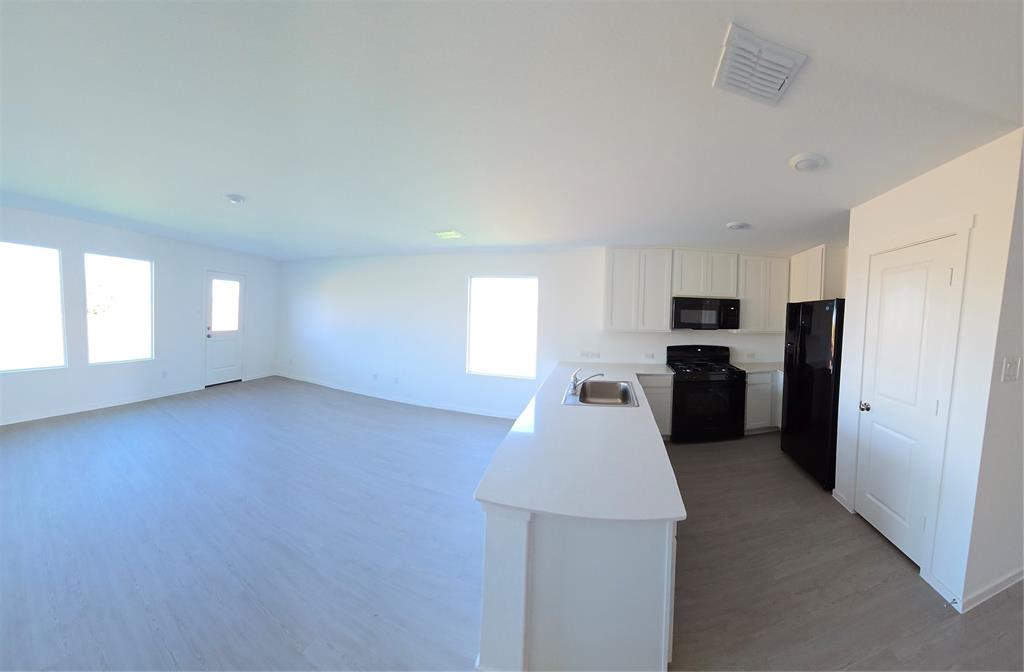 Verandah Ph 7 - Residential Lease