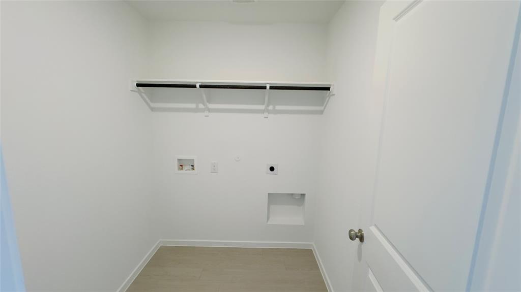 Verandah Ph 7 - Residential Lease