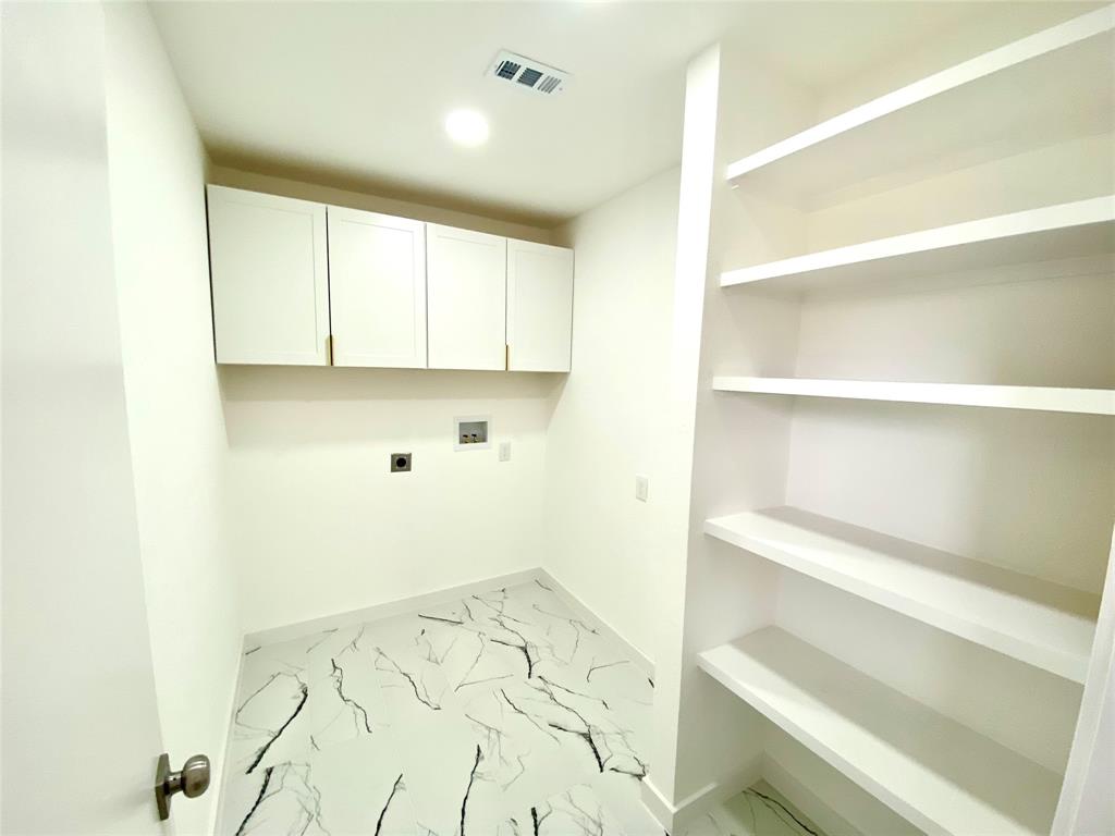 Lochwood Rev - Residential