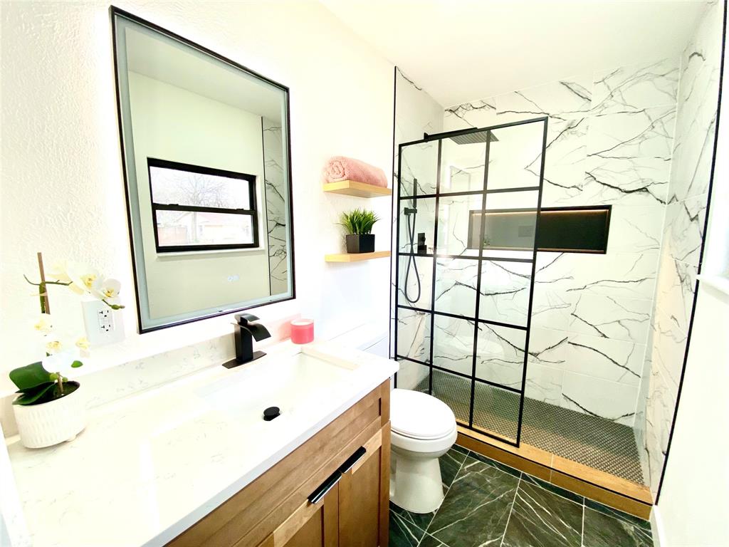 Lochwood Rev - Residential