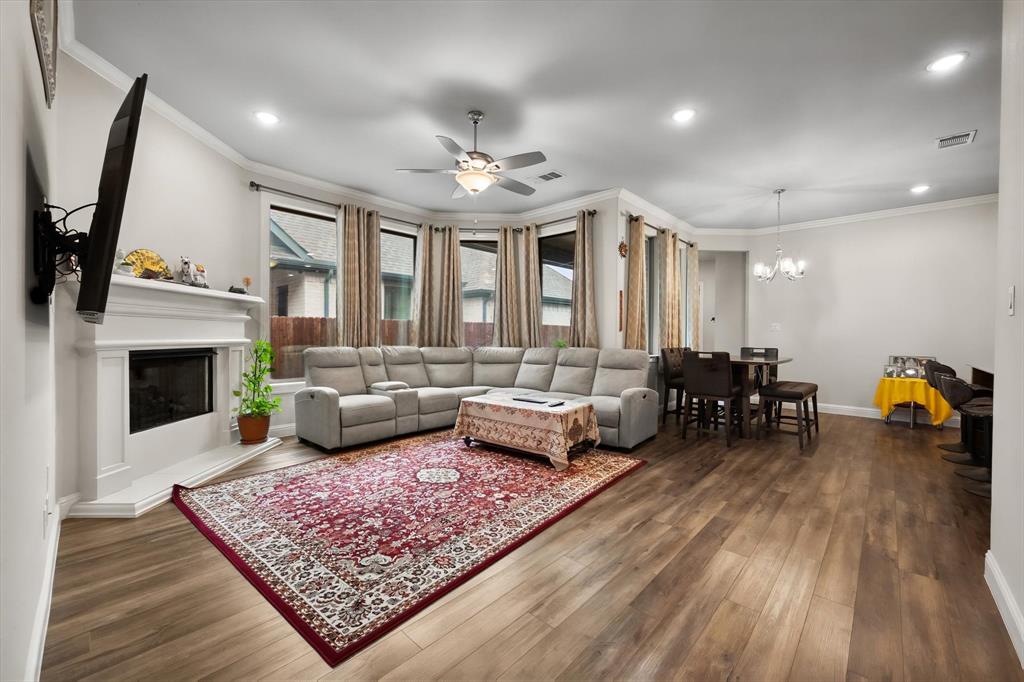 9364 Sunrise Trail