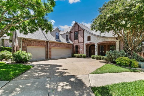 Photo of 1219 Winding Brook Drive, Garland, TX 75044 (MLS # 21341599)