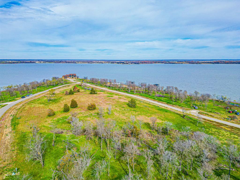 Diamond Point - Land