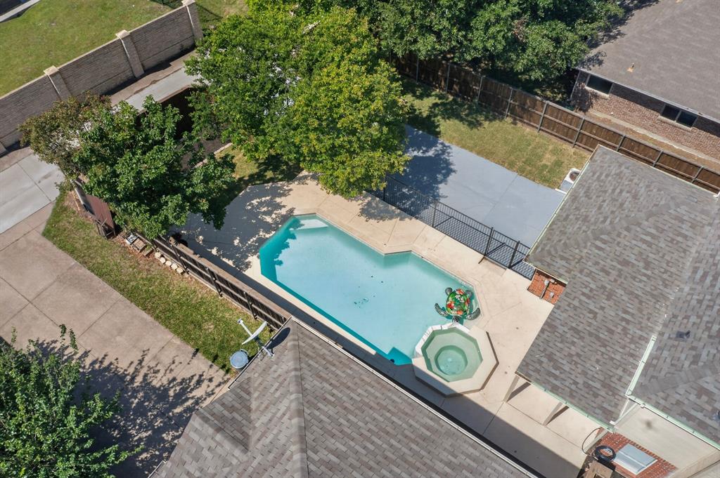 610 English Oak Drive