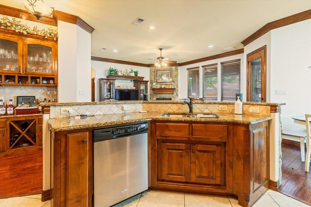 Granbury, Texas 76049, United States, 3 Bedrooms Bedrooms, ,2 BathroomsBathrooms,Residential,Active,149977