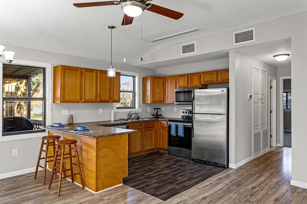 Arrowhead Shores - Residential