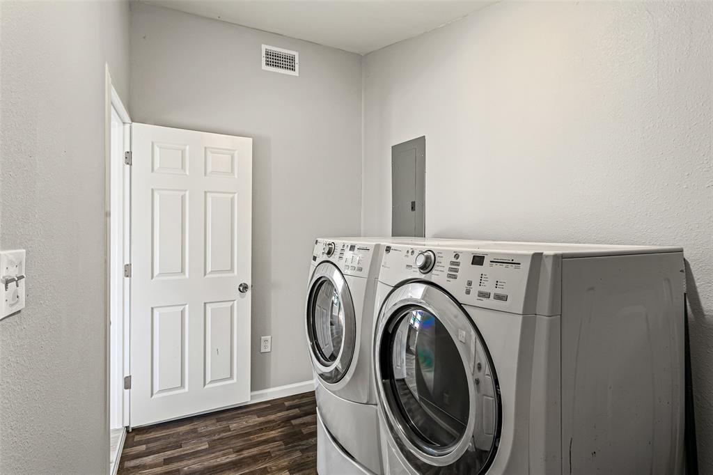 Arrowhead Shores - Residential