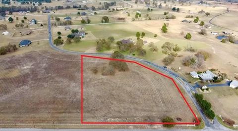 Photo of 15511 Stallion Lake Boulevard, Lindale, TX 75771 (MLS # 21275080)