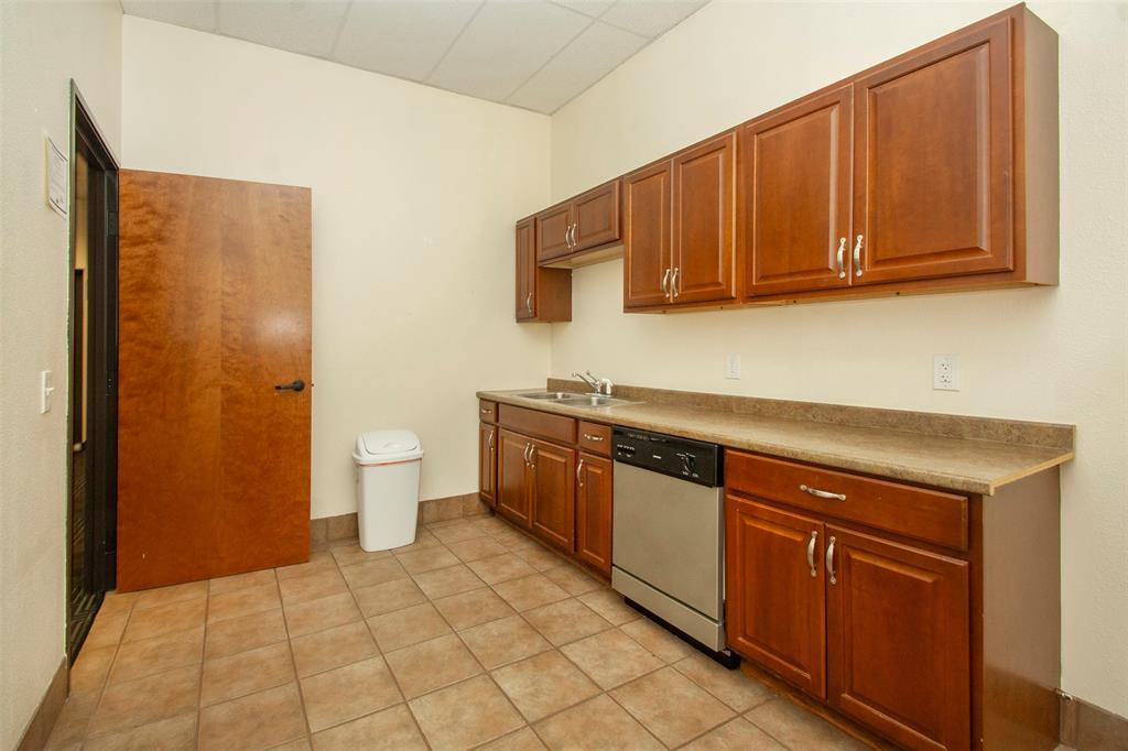 Mcdermott Bus Park - Commercial Lease