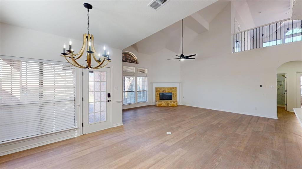 907 Greenfield Court