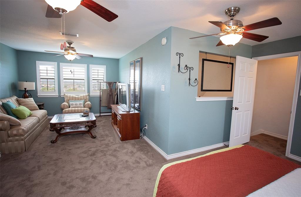 Eagle Point Condos - Residential