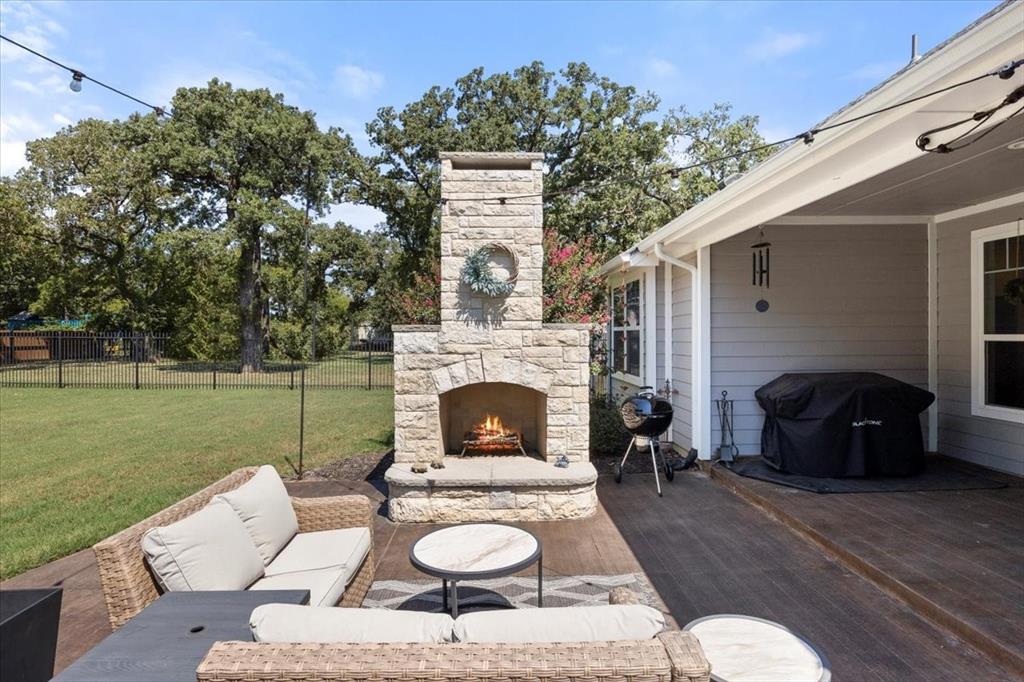 Caddo Peak Estate - Residential