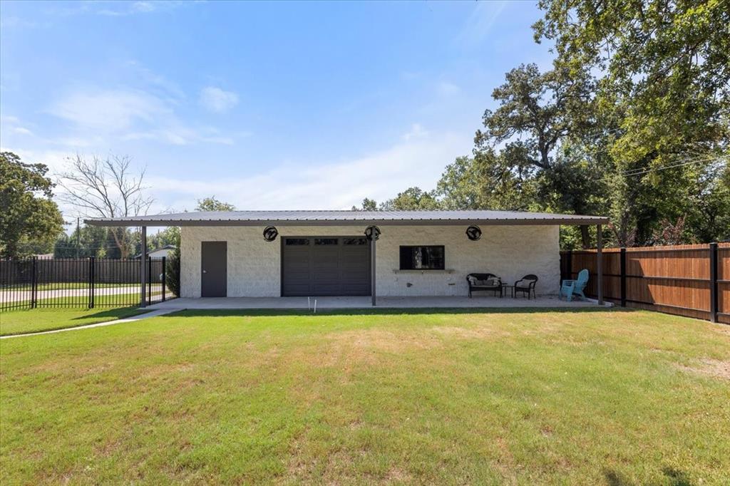 Caddo Peak Estate - Residential