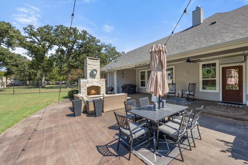 Caddo Peak Estate - Residential