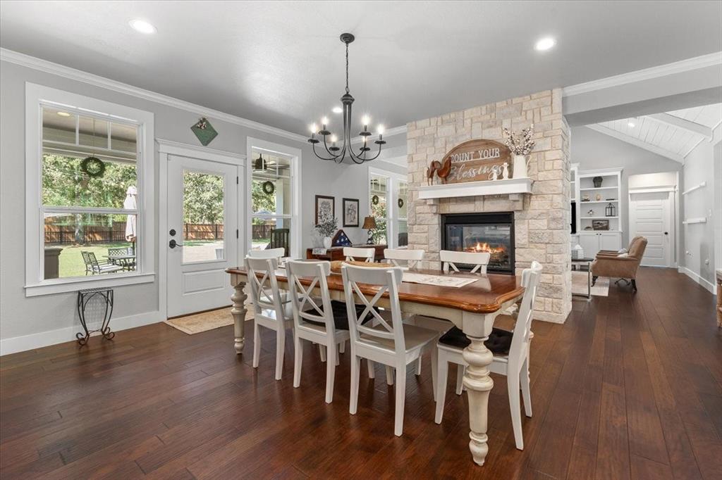 Caddo Peak Estate - Residential