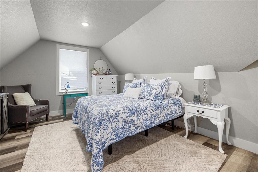 Caddo Peak Estate - Residential