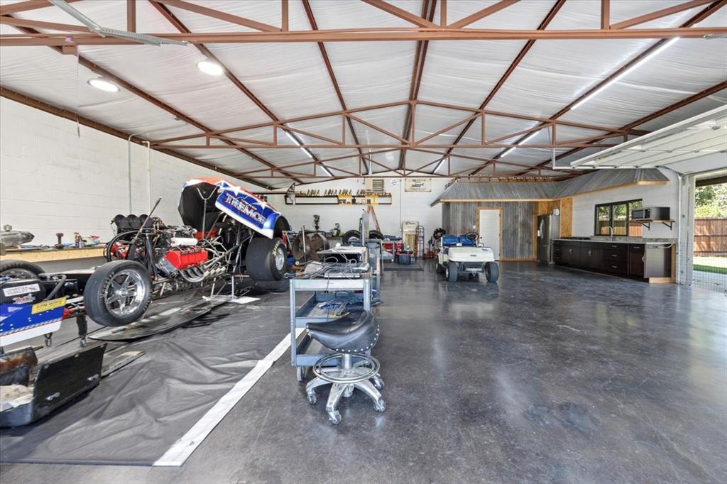 Caddo Peak Estate - Residential