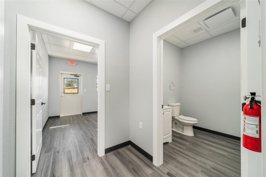 None - Commercial Lease