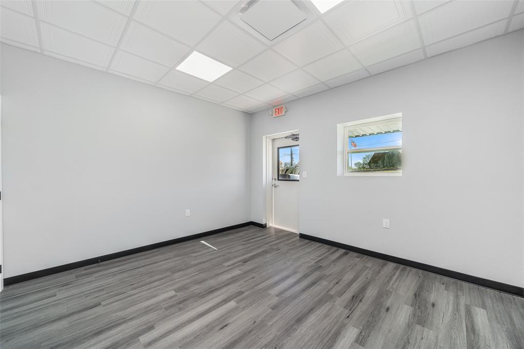 None - Commercial Lease