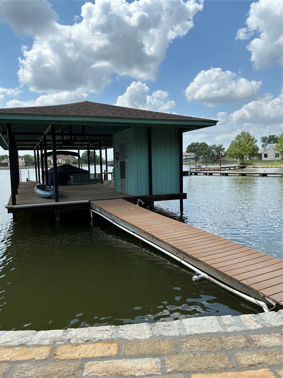 Island Village Estates - Residential