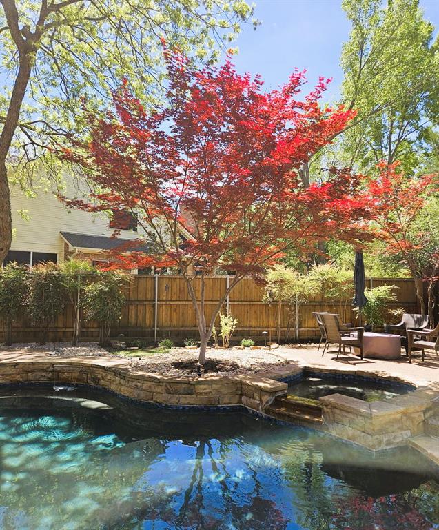 113 Lake Forest Court