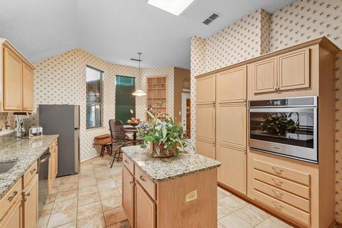 708 Willington Drive Arlington TX 76018