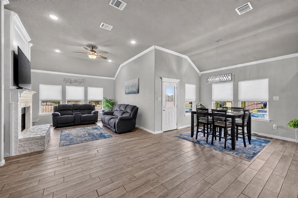 7924 Wilson Cliff Court