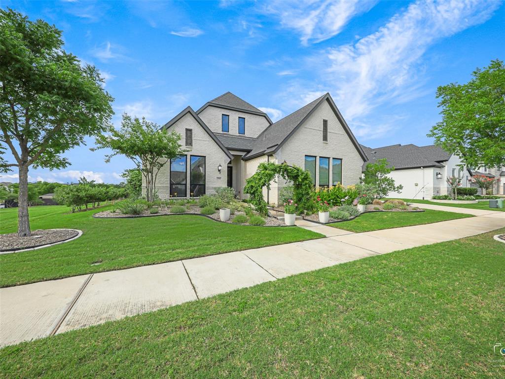 3900 Pepper Grass Lane