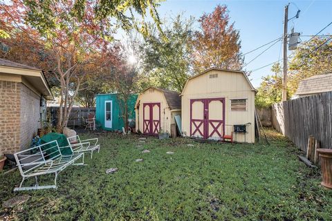 A home in Benbrook