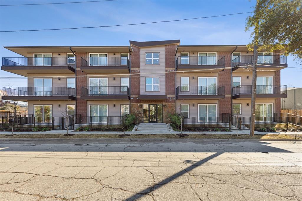 Mellersh Oak Lawn - Residential Lease