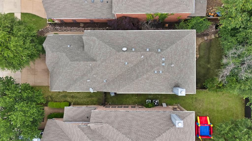 9405 National Pines Drive