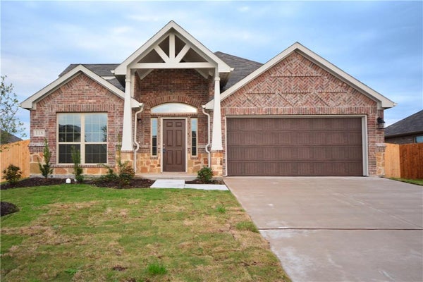 118 EAGLE FEATHER DR, WAXAHACHIE, TX 75165 - Image 7efa042a9b60351634e48adb1dc1f1db/1702918526