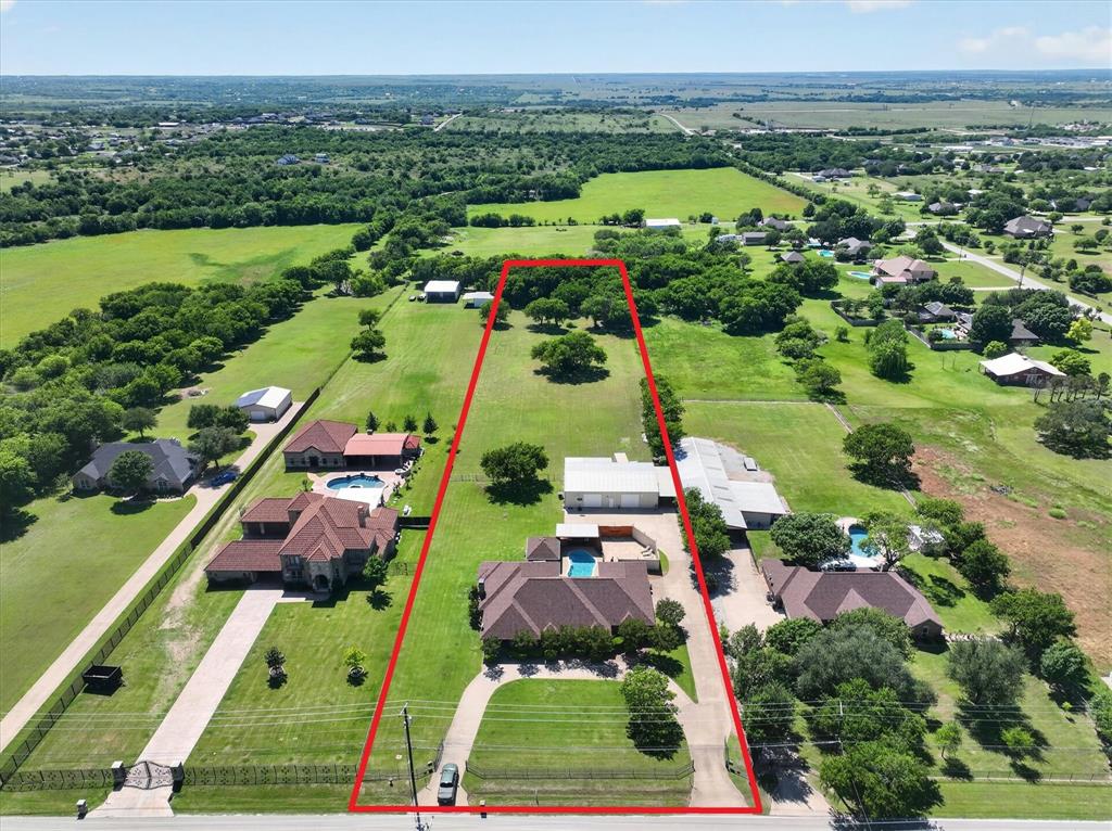 1408 W Cleburne Road