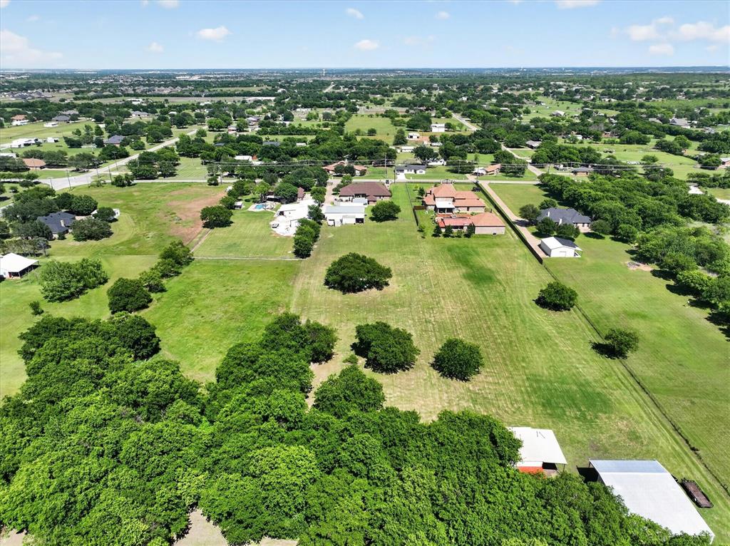 1408 W Cleburne Road