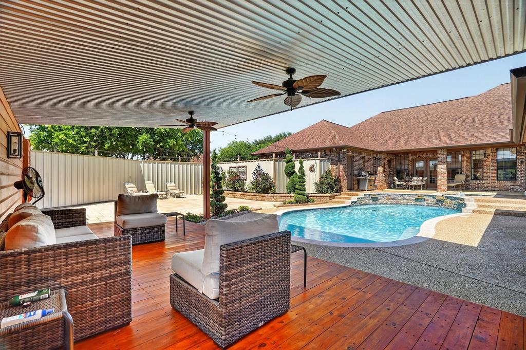 1408 W Cleburne Road