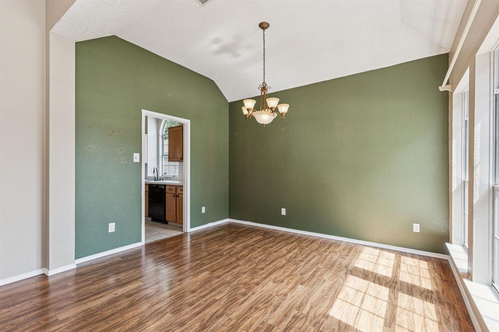 1726 Crosshaven Drive