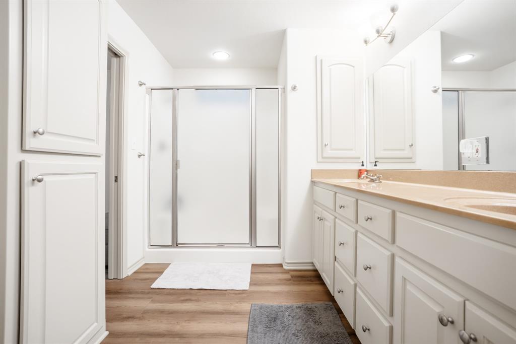 White Bluff #12 - Residential