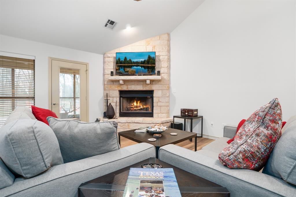 White Bluff #12 - Residential